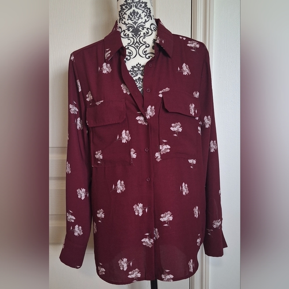 Elodie size M floral blouse